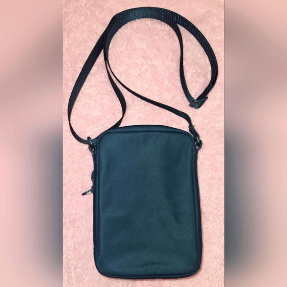 Lululemon Easy Access Crossbody Bag 1.5L - Picture 3 of 5